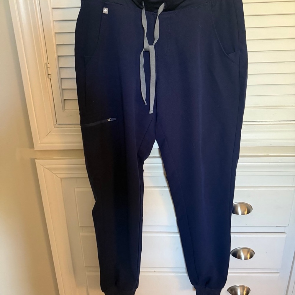 Figs Navy Jogger Scrub Pants